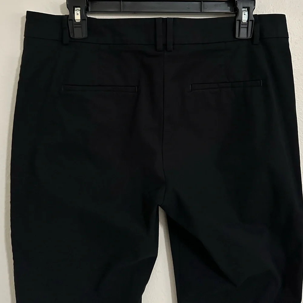 Ann Taylor Black Capris